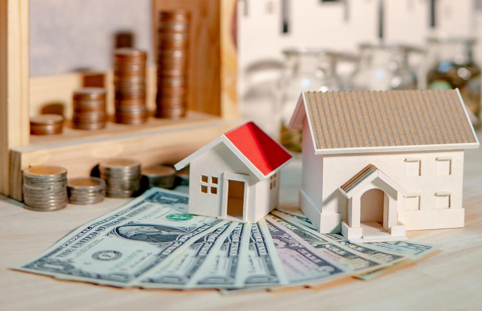 The Benefits of Diversifying Your Investment Portfolio with Real Estate
