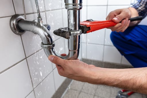 Quick Response Plumbing Solutions: Emergency Plumbers in Sydney and Reliable Plumbers on the Northern Beaches